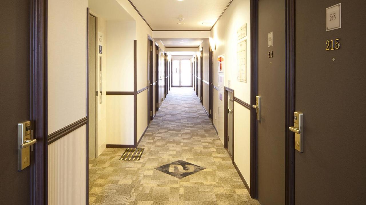 Toyoko Inn Shin-Osaka-Eki Higashi-Guchi Zewnętrze zdjęcie