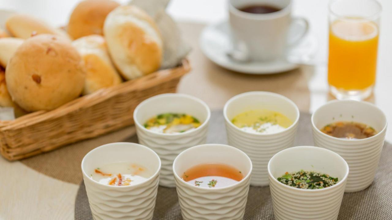 Toyoko Inn Shin-Osaka-Eki Higashi-Guchi Zewnętrze zdjęcie