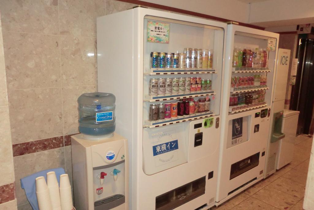 Toyoko Inn Shin-Osaka-Eki Higashi-Guchi Zewnętrze zdjęcie